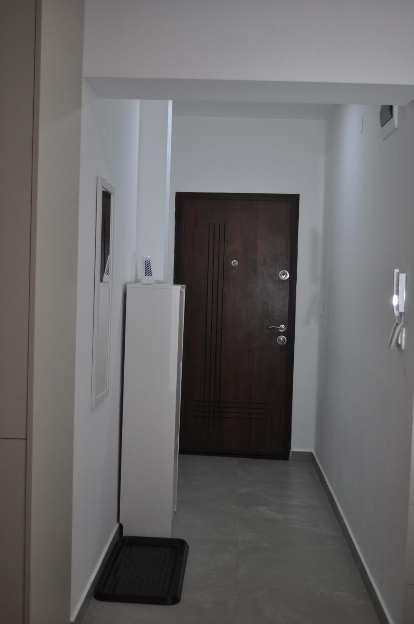Hills Apartment *